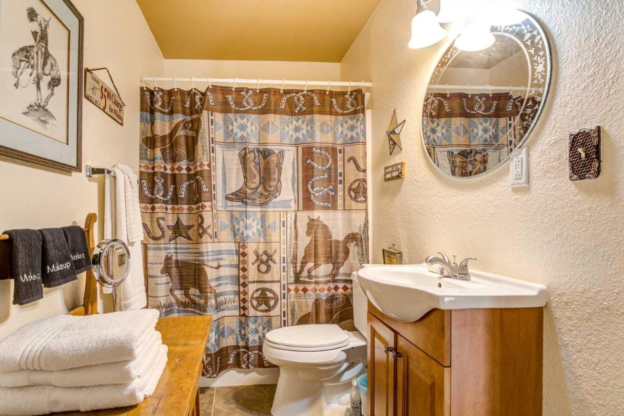 Apartamento #3 Wrangler~Bandera Tin Star~Bandera, Tx. Exterior foto